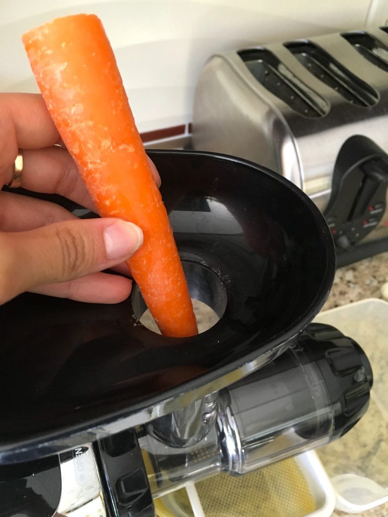 strong girl carrot juice 3