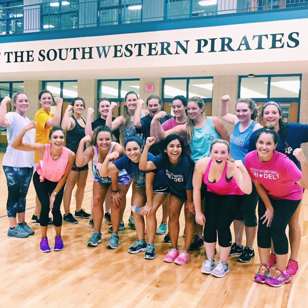 strong-movement-strong-girl-workshop-workout-southwestern-university-sorority-panhellenic1-min