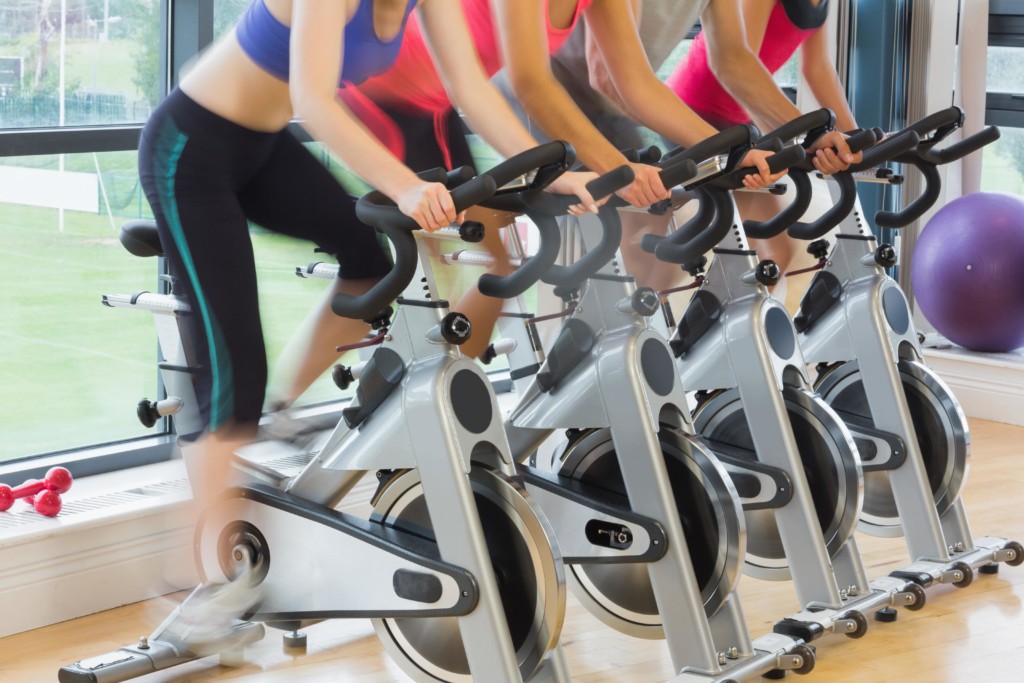 strong girl guide to spin class the strong movement first time rider tips -min