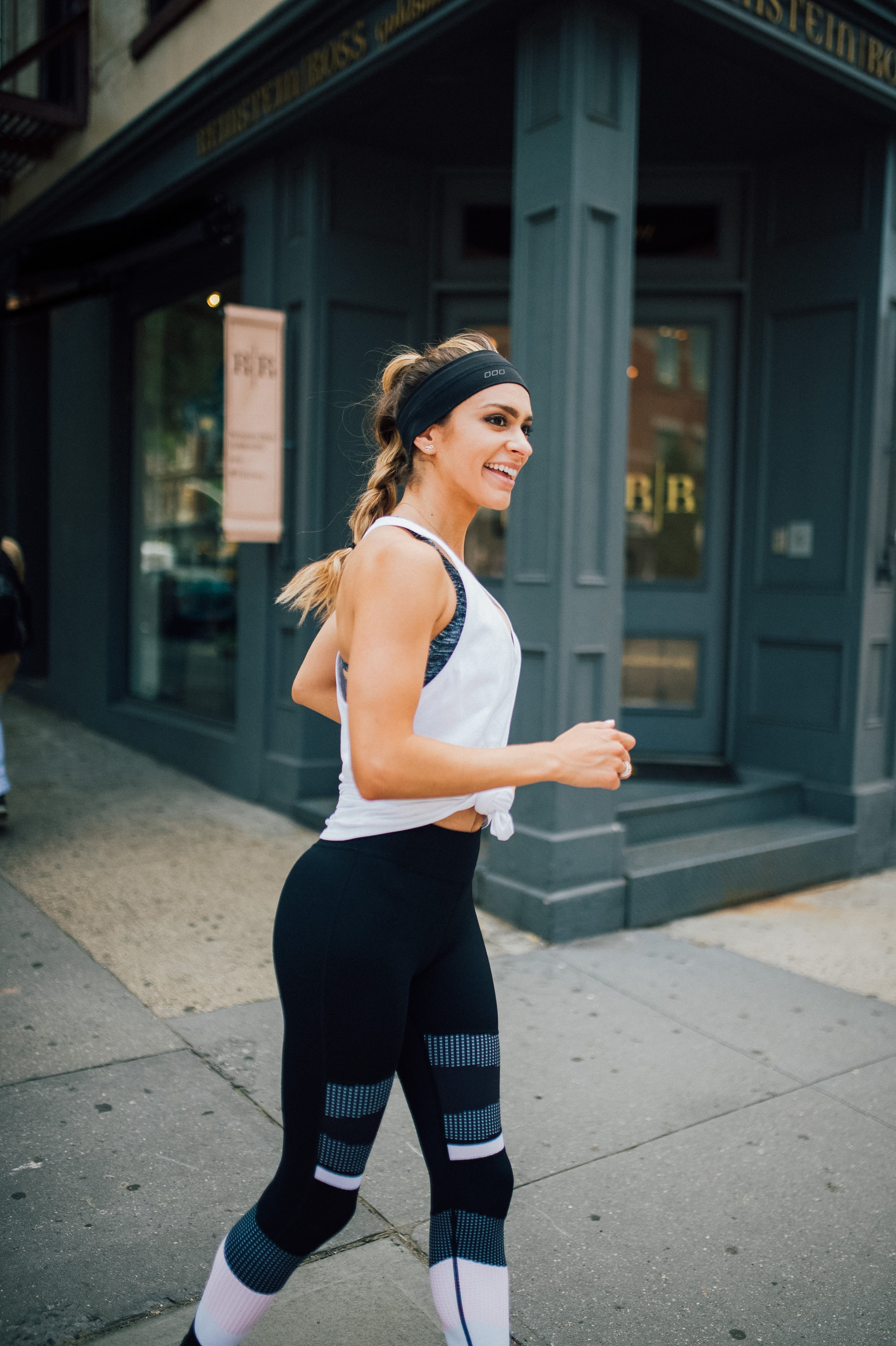 fitness fashion tsm the strong movement activewear athleirsure ailis garcia new york minute-48-min
