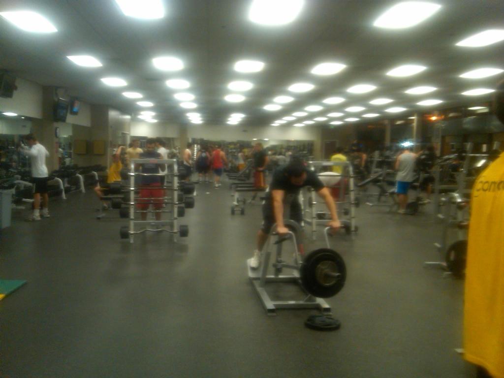 The Lyon Center Weight Room at USC (USC Gym)